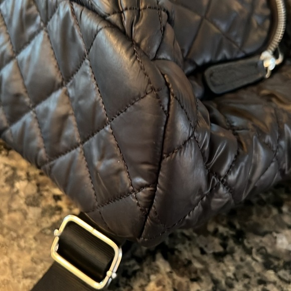 Kenneth Cole Reaction quilted mine backpack EUC - Picture 14 of 14